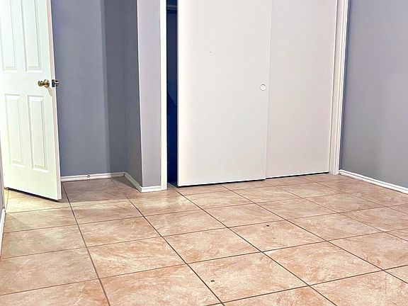 3rd image of 4411 Durban Dr