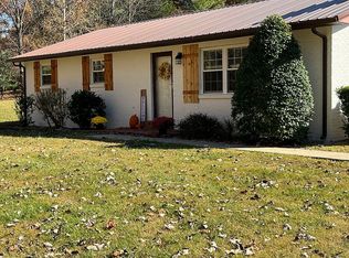 220 Spring Meadow Dr, Radcliff, KY 40160