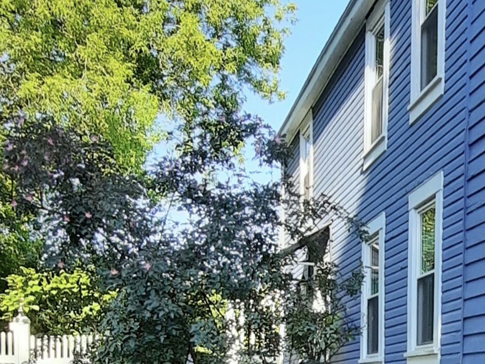 1st image of 46 S Franklin St