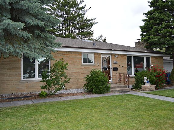 2nd image of 2644 Sarah St