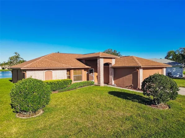 1112 Ashbourne Cir, New Port Richey, FL 34655