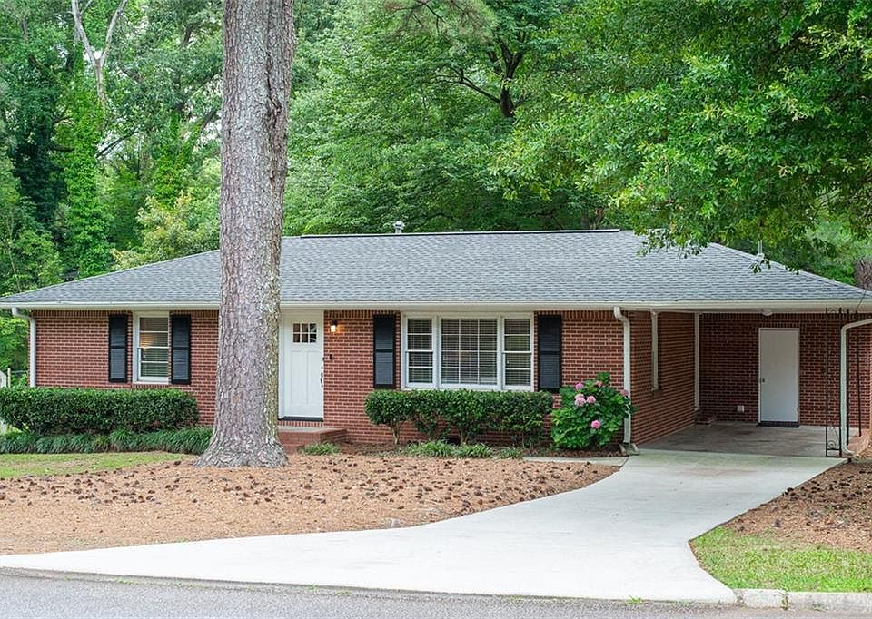 1st image of 420 Oriole Dr SE