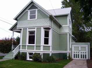 3903 SE Ivon St, Portland, OR