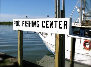 1303 Water St, Port O Connor, TX 77982