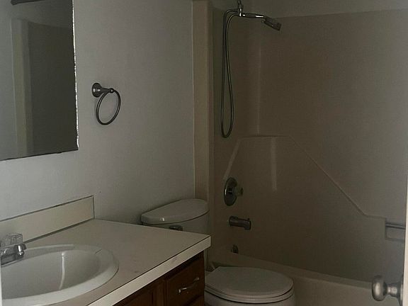 5th image of 1903 White Hollow Drive #B