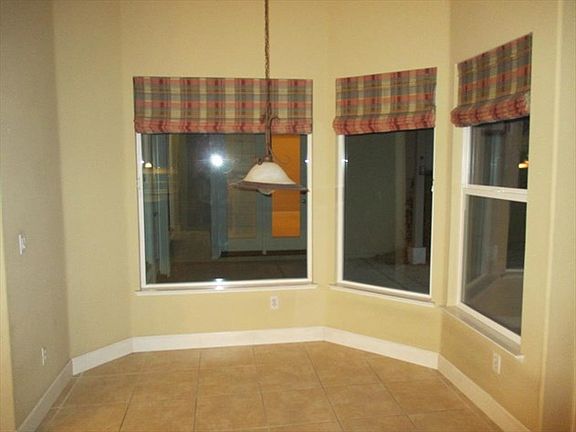 4th image of 3421 Brittany Way