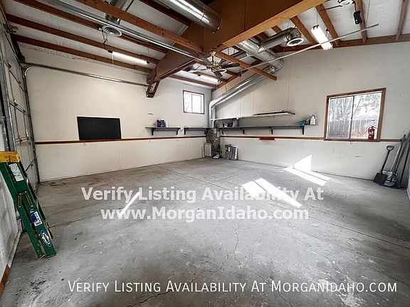 4th image of 305 E Teena St