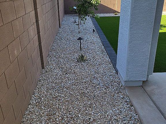 3rd image of 22888 E Poco Calle
