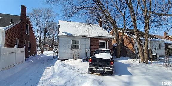4th image of 12674 Woodmont Ave