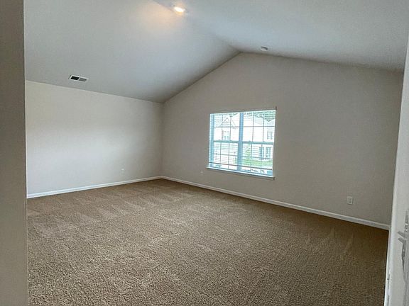 5th image of 5060 Deisy May Ln