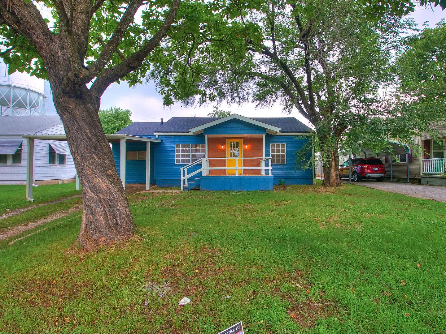 3 Bedroom 1.5 Bath home in Shawnee! — Photo 1