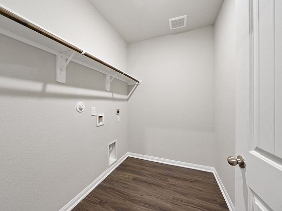 4th image of 8501 Black Pearl Ct