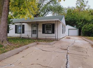 6209 N West Park View St, Wichita, KS 67219