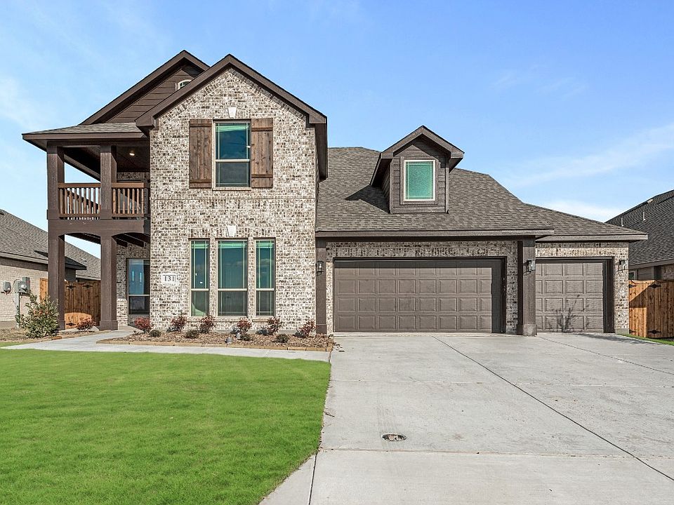 1st image of 131 Sweetwater Dr