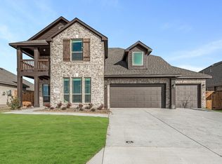 131 Sweetwater Dr, Commerce, TX 75428