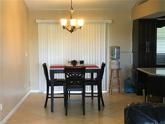 4th image of 1401 NE 1st Pl