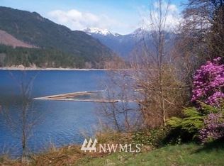 191 N Deer Ln, Hoodsport, WA