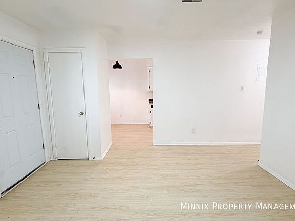4th image of 5005 Avenue W #12