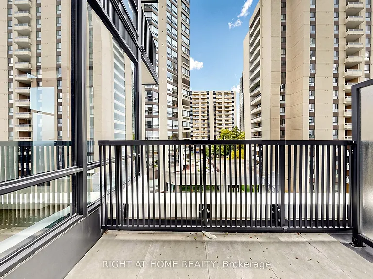 91 Montclair Ave #832 — Photo 33