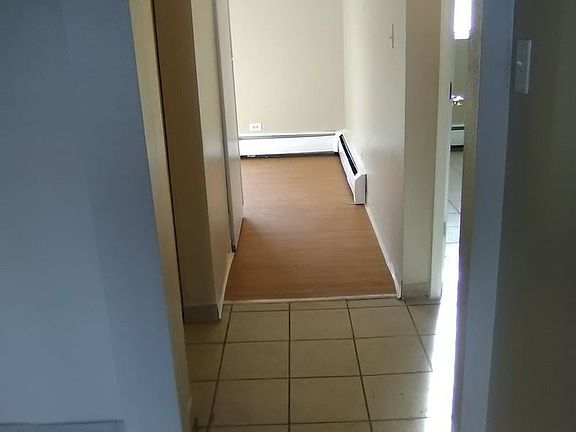 3rd image of 78 W Walnut St APT 108