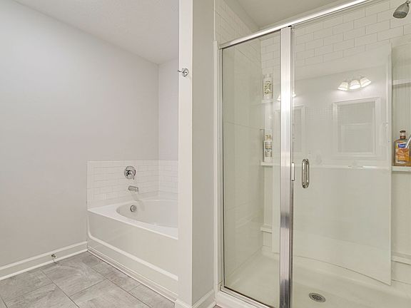 4th image of 3029 Stanhope Dr