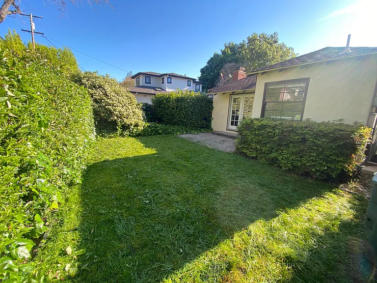 844 Boyce Ave — Photo 15