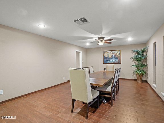 3rd image of 1009 Bloomdale Dr