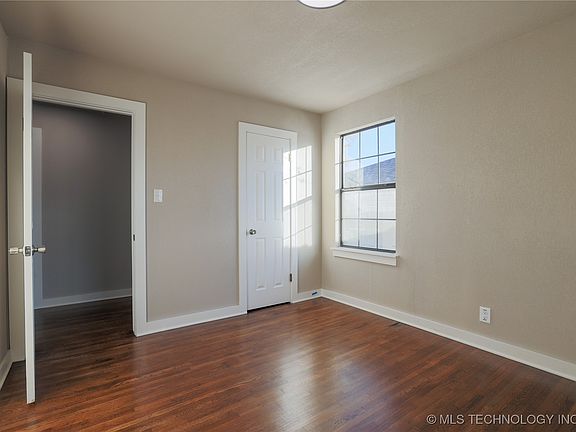 4th image of 523 S 77th East Ave
