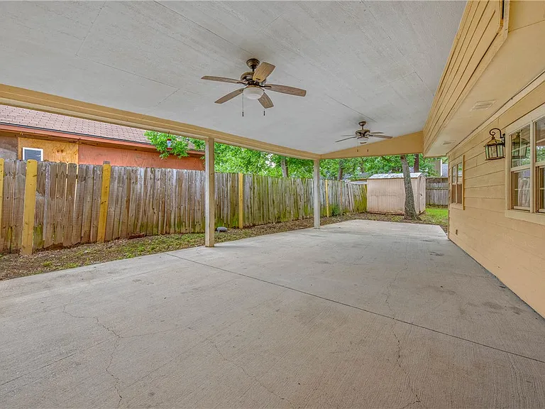 3100 Heatherwood Dr — Photo 17