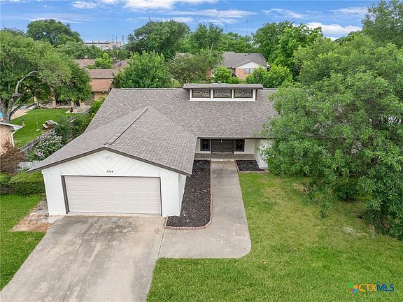 2nd image of 604 Bream Cir