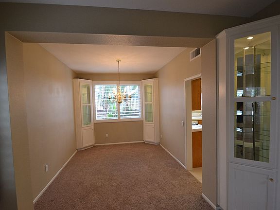 3rd image of 7791 Unicorn Way