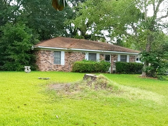 3rd image of 713 Hyde Park Pl