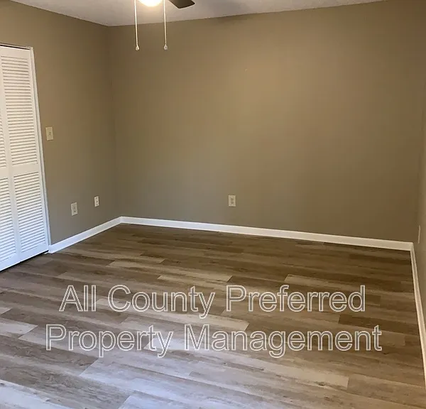 3515 Sable Palm Ln #M — Photo 8