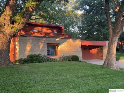 805 Bellevue Blvd N, Bellevue, NE, 68005