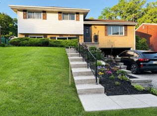 222 McKenzie Dr, Pittsburgh, PA 15235