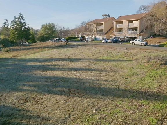 3rd image of 3240 United Dr