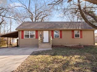 207 Berry Ave, Belton, MO 64012