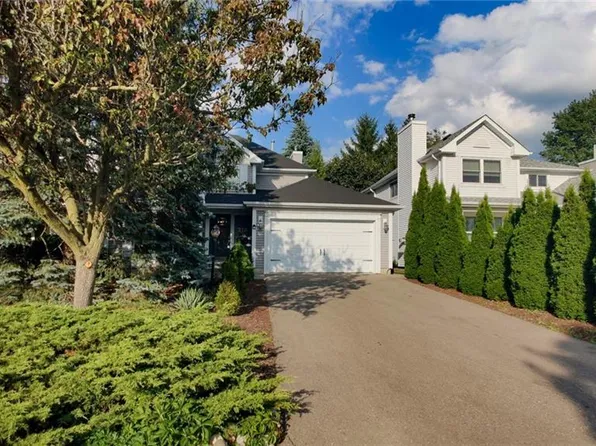 218 Dorchester Pl, Waterloo, ON N2T 2H7