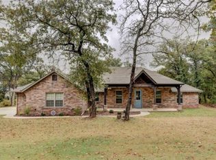10656 Deer Path Rd, Edmond, OK 73025
