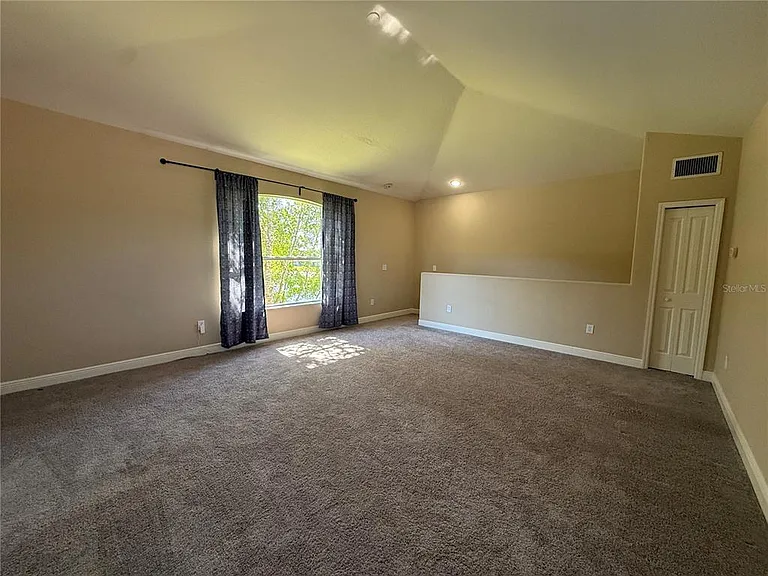1754 Fircrest Ct — Photo 32
