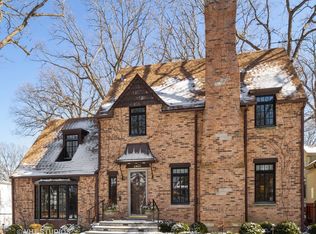 2433 Marcy Ave, Evanston, IL 60201