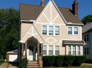 800 Hoover Ave, Cleveland, OH 44119