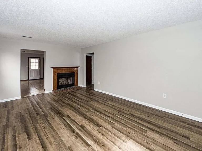 7620 Valleyview Cir — Photo 28