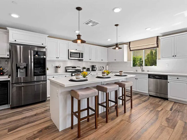 10311 Penguin Ct — Photo 9