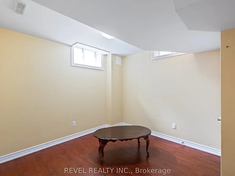 16 Terrance Dr #BASEMENT — Photo 7