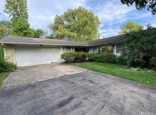 125 Waterford Dr, Dayton, OH 45458