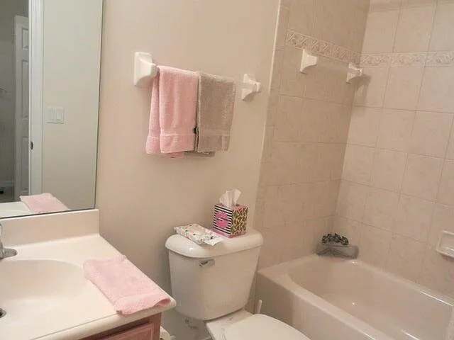 4870 Bonsai Cir #200 — Photo 11
