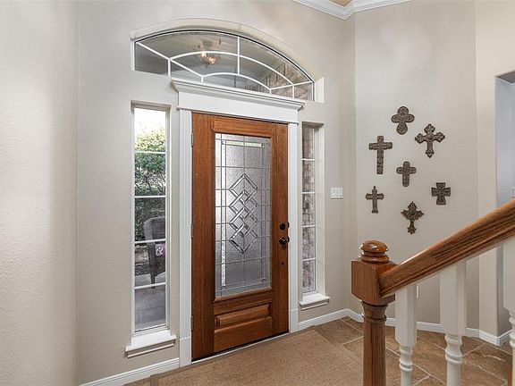 5th image of 150 Creekwood E