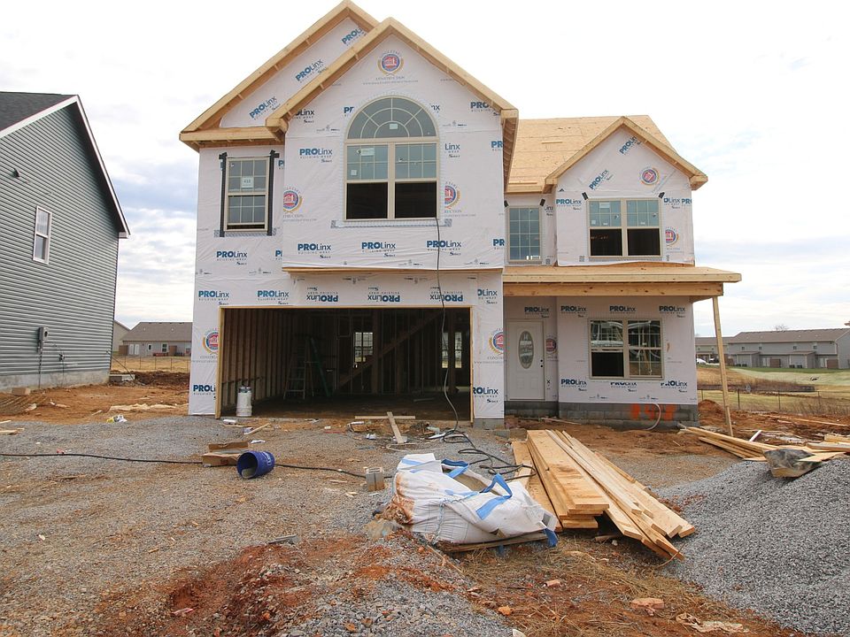 1st image of 418 Autumn Dr