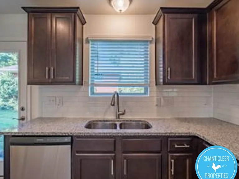 231 Socket St #1 — Photo 4